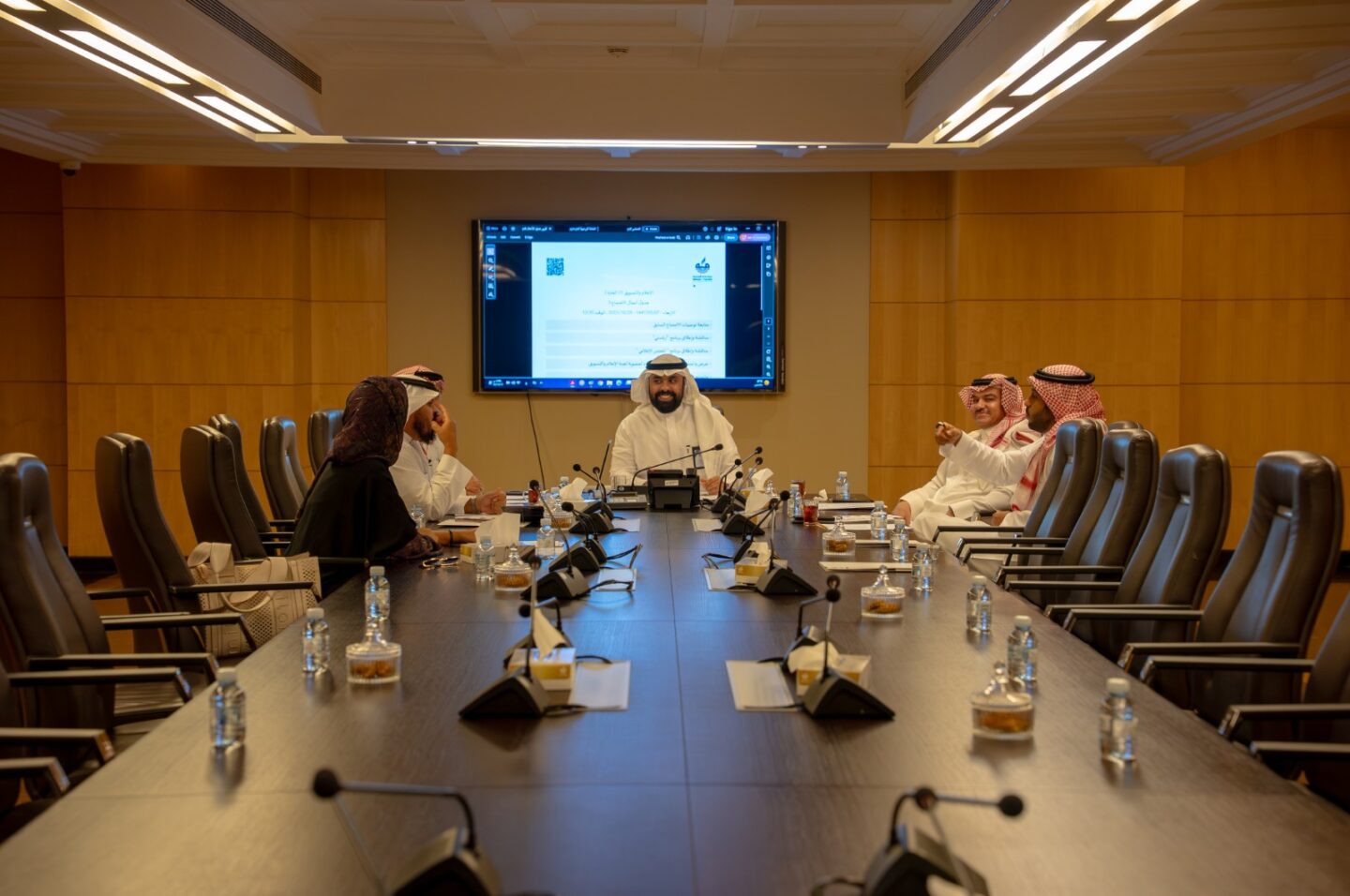 وائل طيب يترأس الاجتماع الثالث للجنة الإعلام والتسويق بغرفة مكة المكرمة